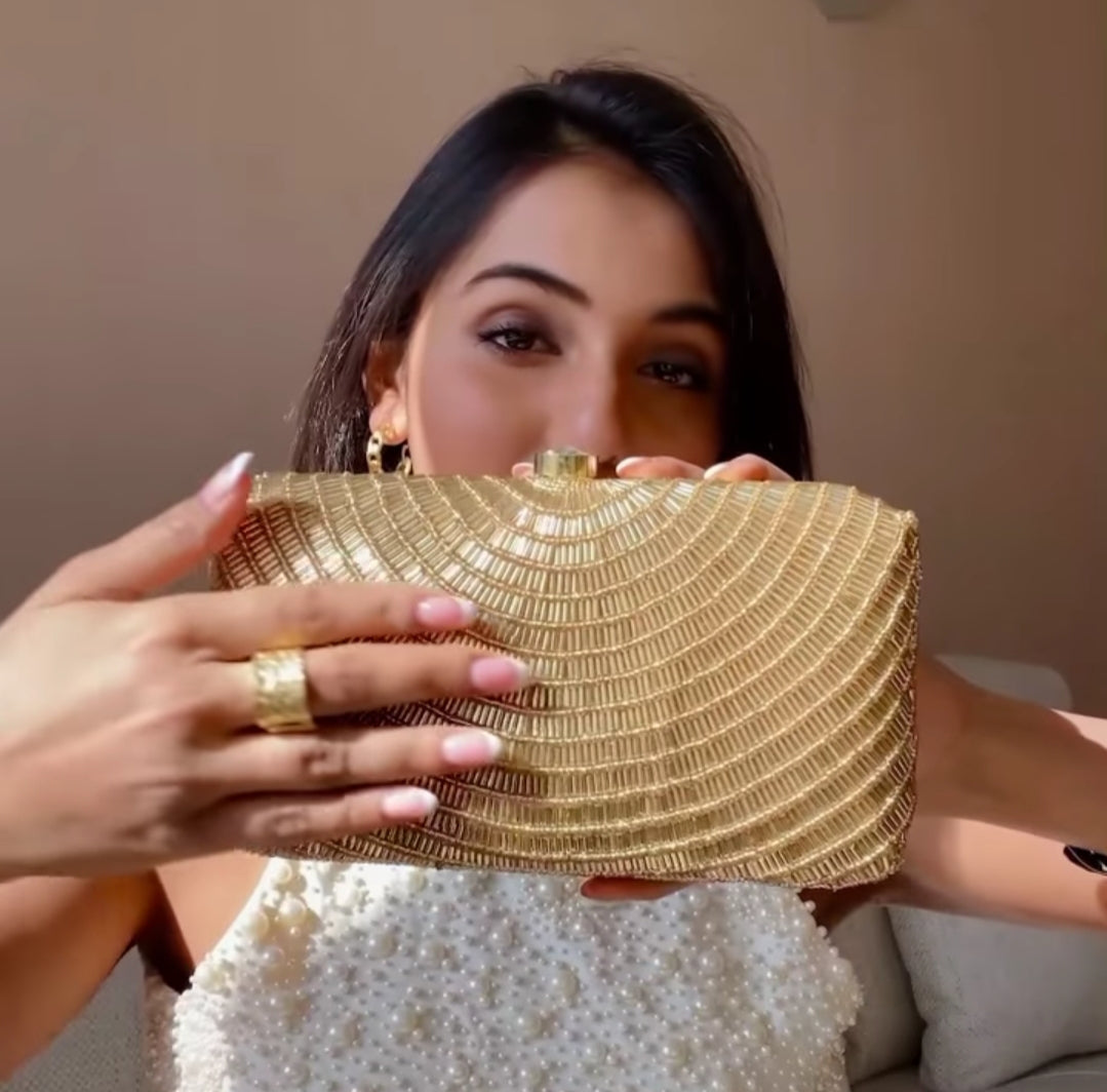 Celebstyle, influencerstyle, clutches, clutchbags, wedding potlis, bridal clutches, party clutches, designer potlis, designer bags, handmade bags